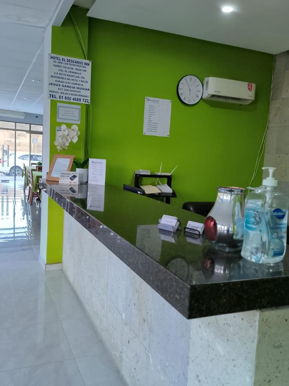 El Descanso Inn 마사틀란 외부 사진