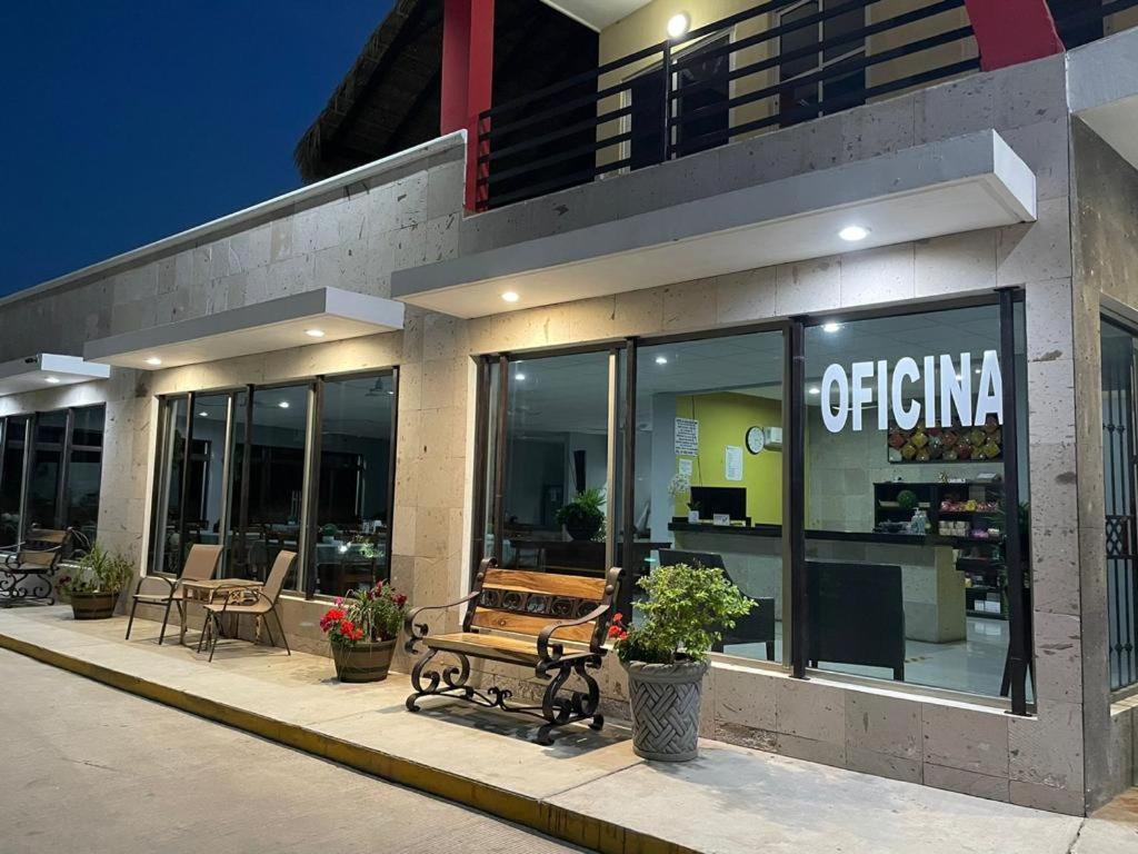 El Descanso Inn 마사틀란 외부 사진