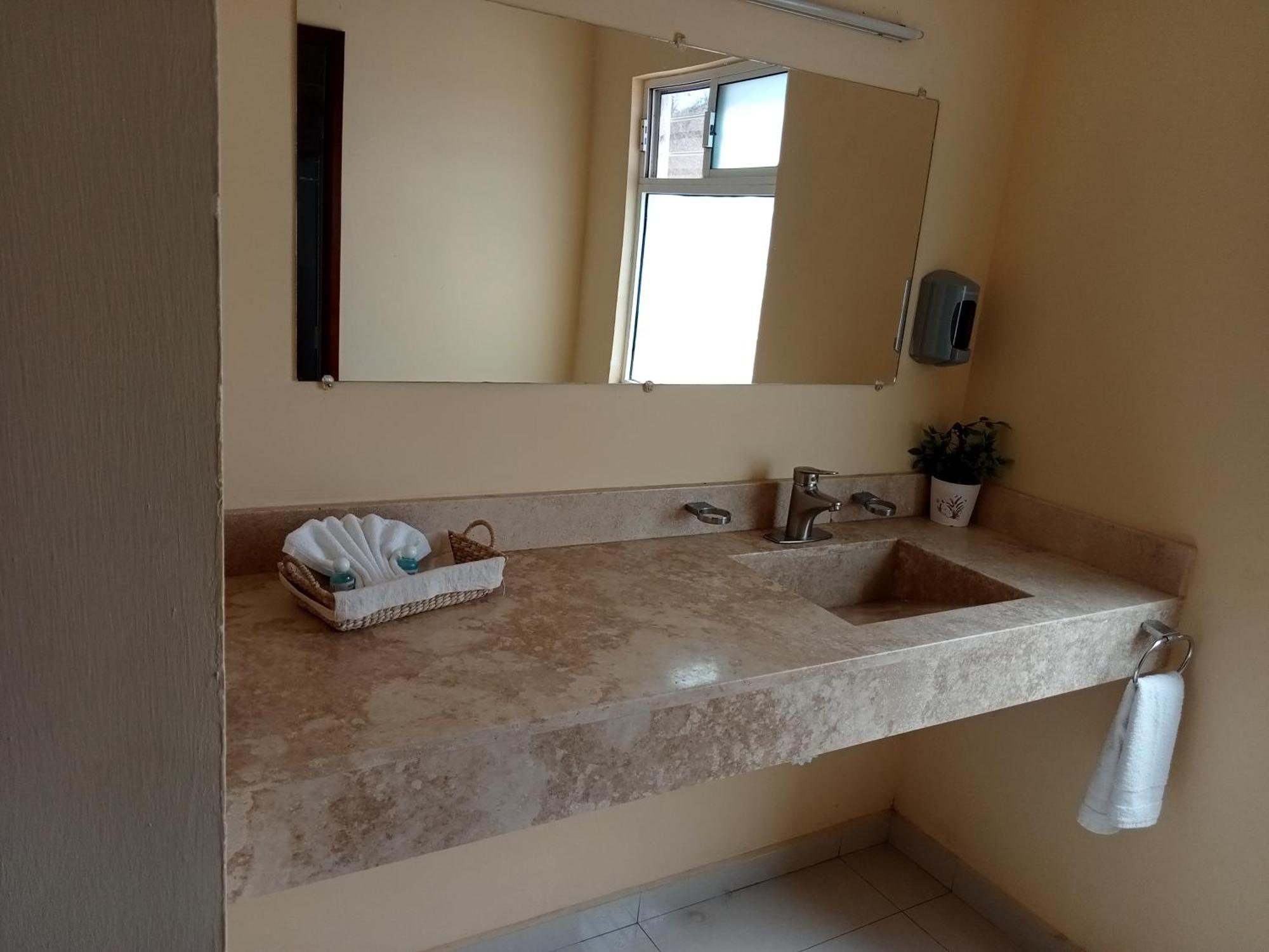 El Descanso Inn 마사틀란 외부 사진